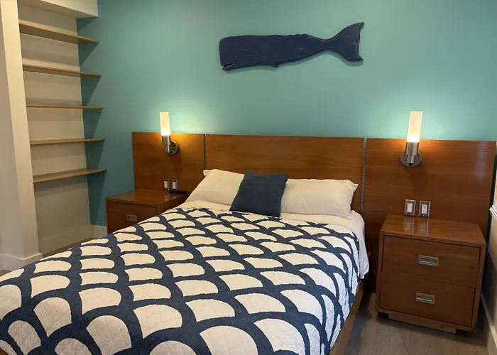 Cheap hotel: Surfside Inn Chatham